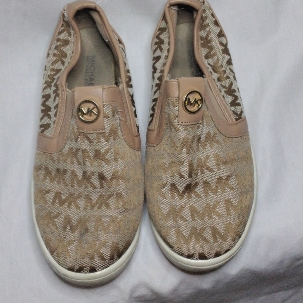 3/$50-Michael Kors shoes